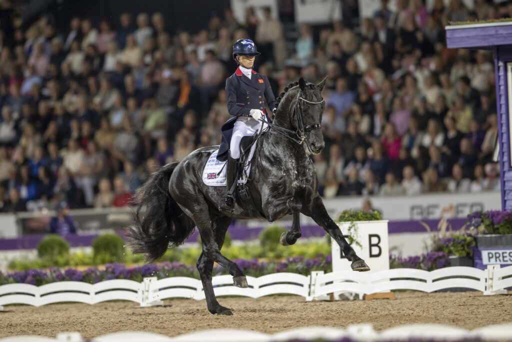 Fry Charlotte, GBR, Glamourdale
Ecco FEI World Championships Herning 2022
© Hippo Foto - Dirk Caremans
10/08/2022